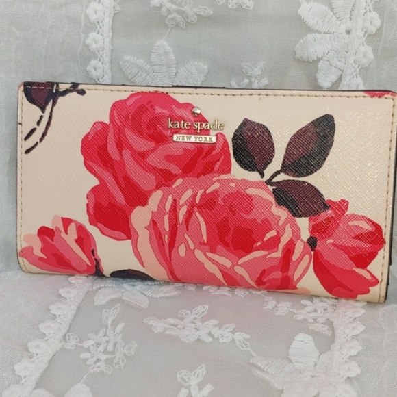 Kate Spade Cameron Street Roses Stacy Pink Saffiano Leather Bifold Wallet - Picture 17 of 17